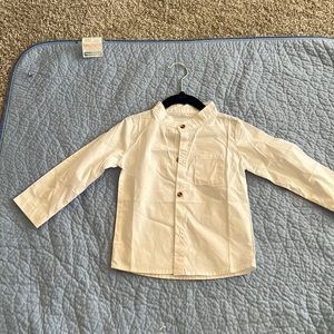 Long sleeve white button down shirt